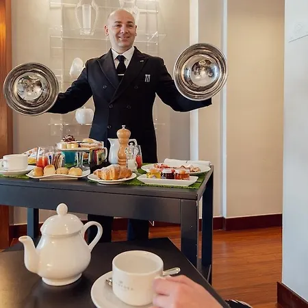 Mec Hotel