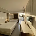 Hotel Mec 5*
