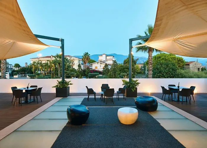 Отель Mec Пестум